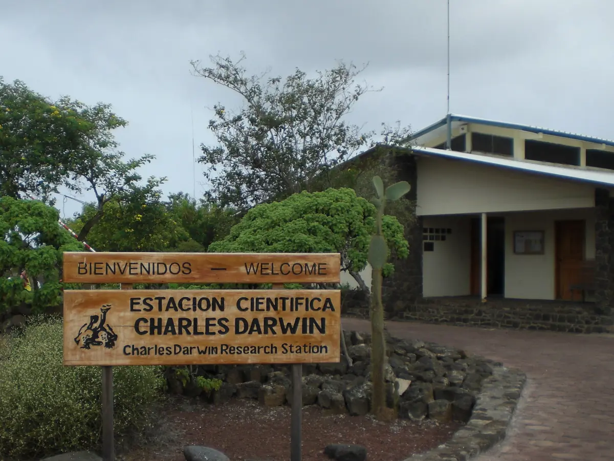 Entrance sign of the Charles Darwin Research Station